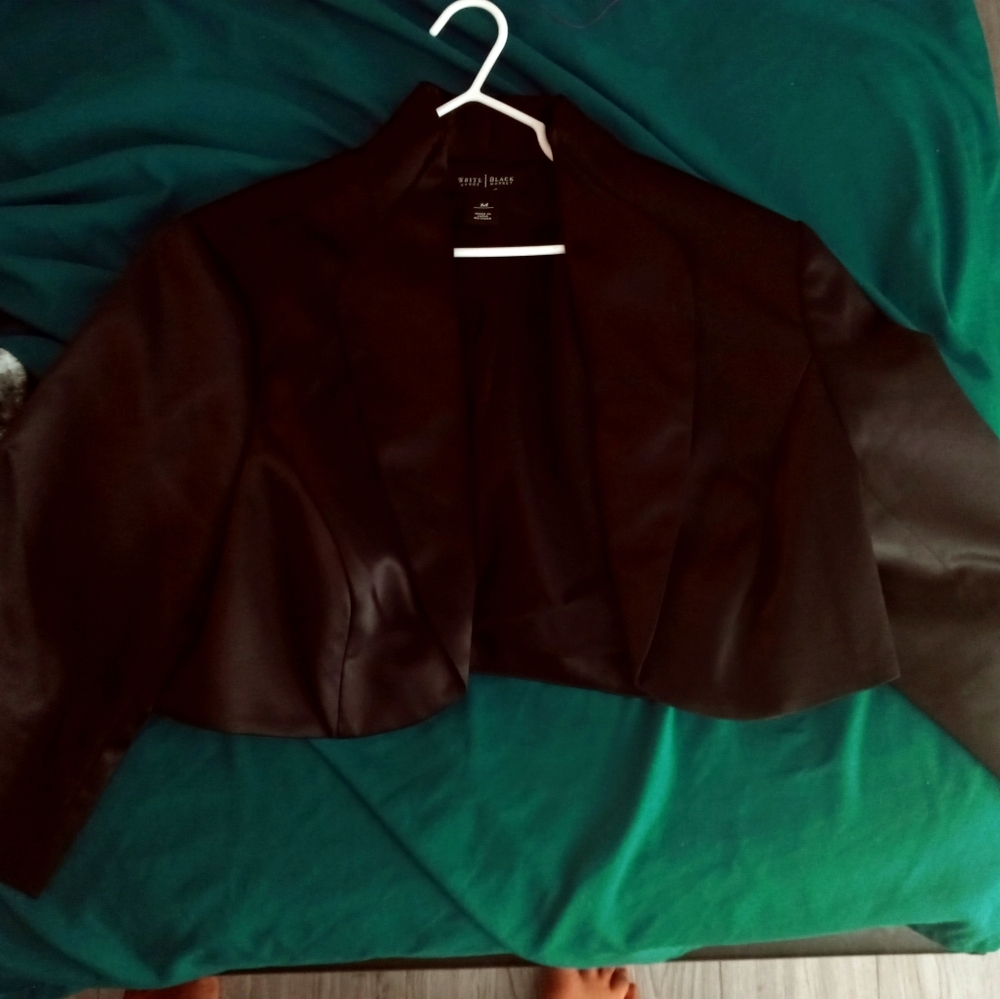 Cropped jacket